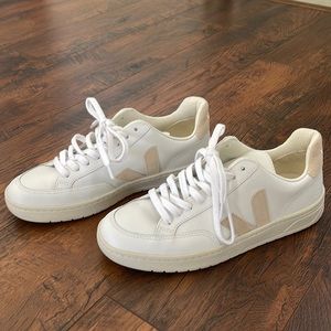 Veja V-12 Sneakers
